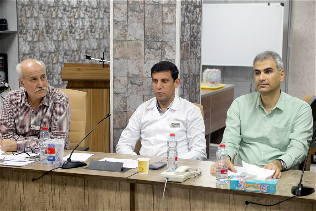 عملکرد شش ماهه بهداشت و درمان صنعت نفت فارس بررسی شد 16