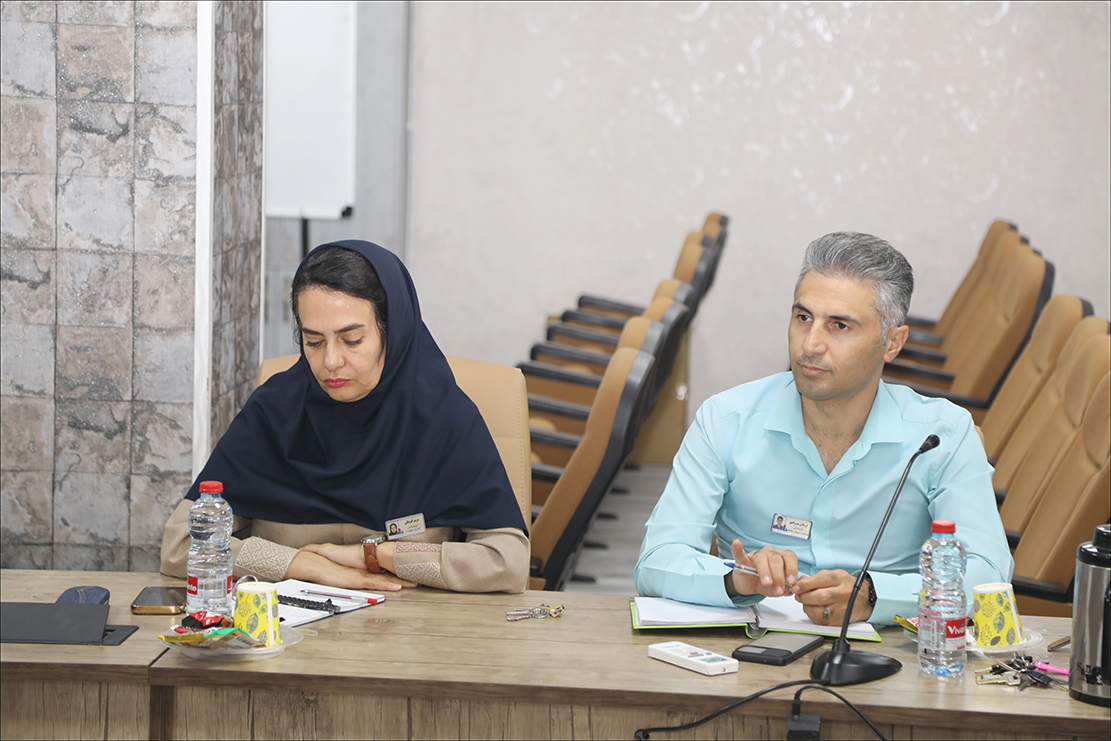 نشست دورمیزی  با محوریت مدیریت بحران در بهداشت و درمان صنعت نفت فارس برگزار شد 3