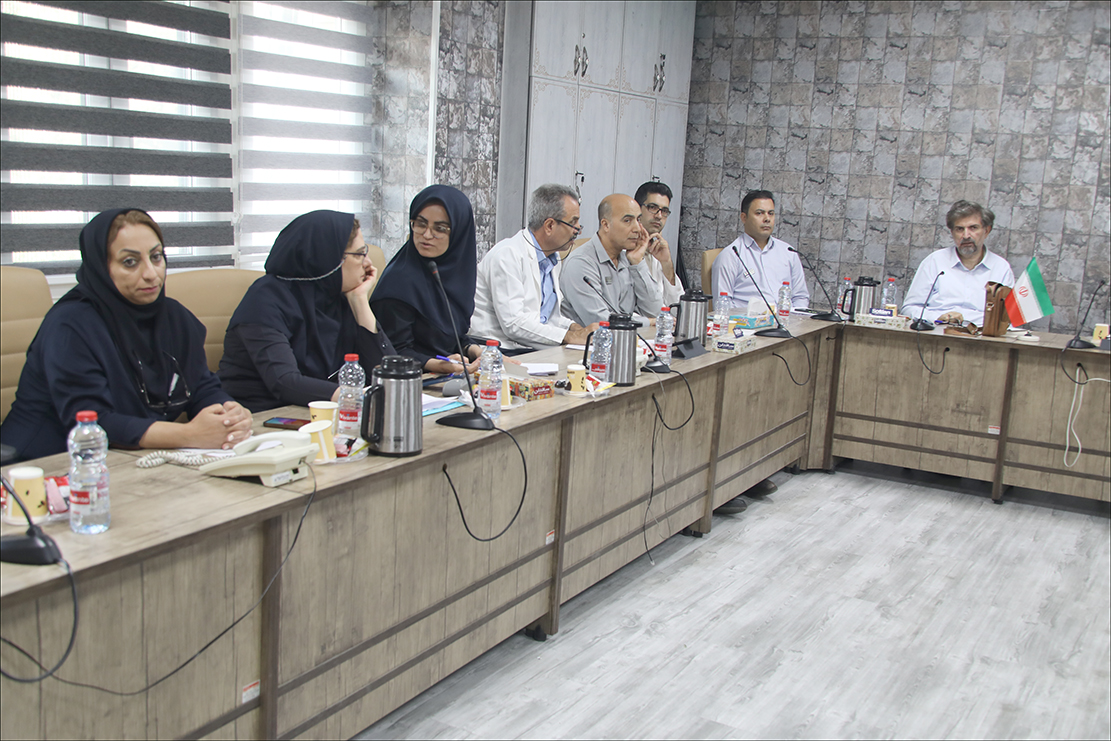 نشست دورمیزی  با محوریت مدیریت بحران در بهداشت و درمان صنعت نفت فارس برگزار شد 18