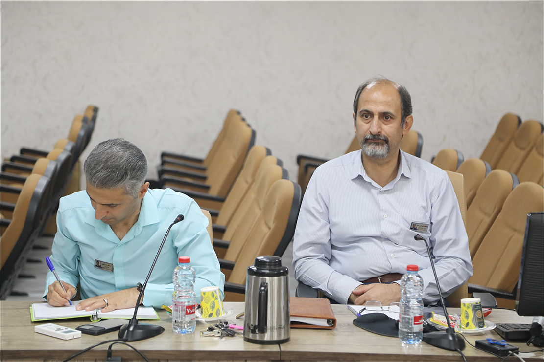 نشست دورمیزی  با محوریت مدیریت بحران در بهداشت و درمان صنعت نفت فارس برگزار شد 22