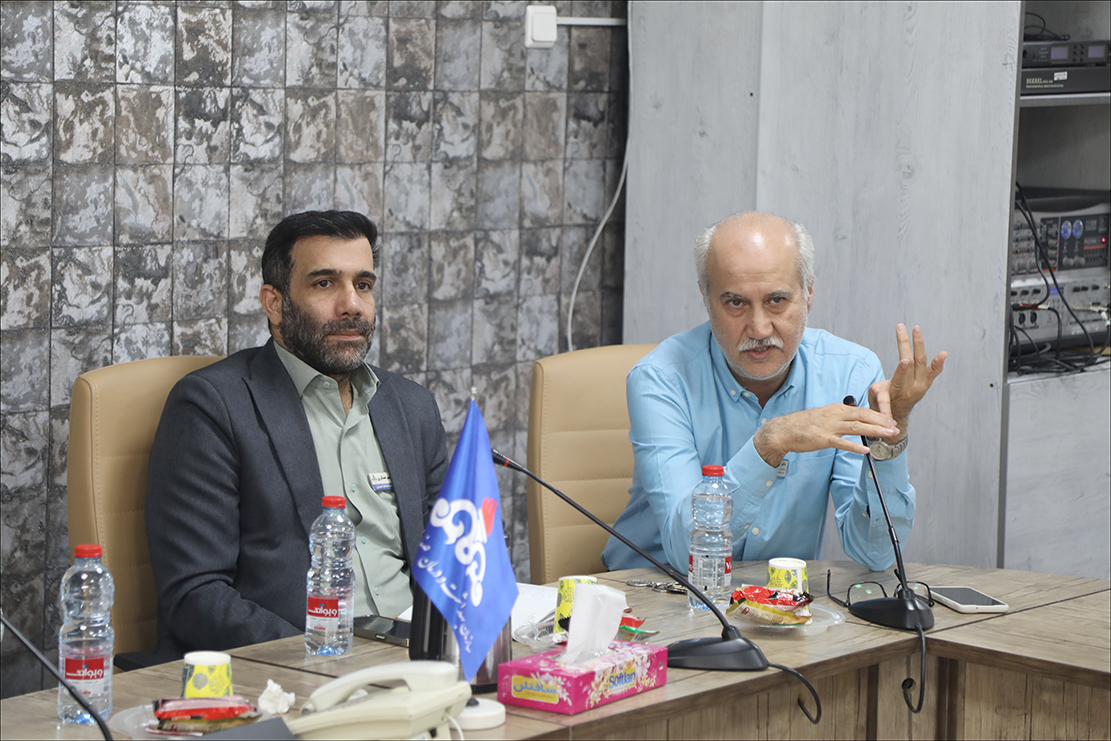 نشست دورمیزی  با محوریت مدیریت بحران در بهداشت و درمان صنعت نفت فارس برگزار شد 23