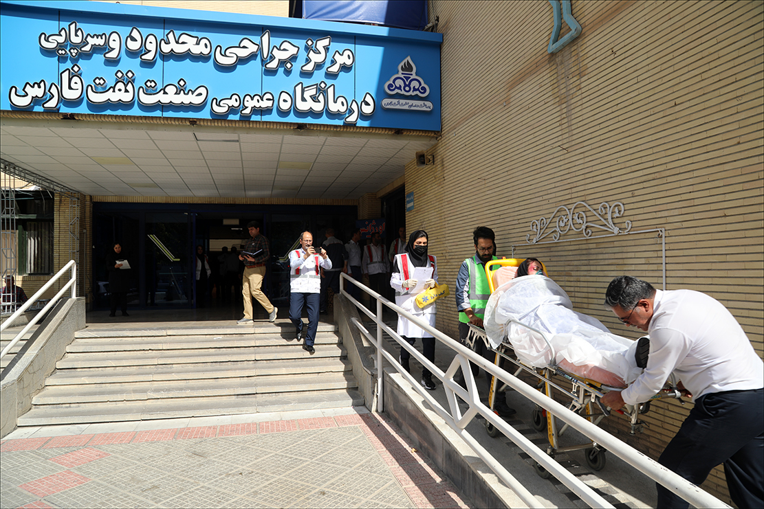 اجرای مانور " مواجهه با مصدومان انبوه" در بهداشت و درمان صنعت نفت فارس 18