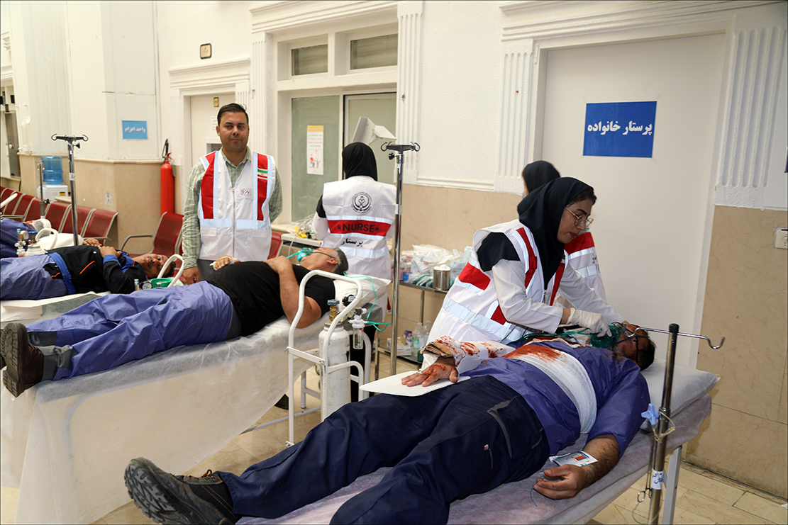 اجرای مانور " مواجهه با مصدومان انبوه" در بهداشت و درمان صنعت نفت فارس 26