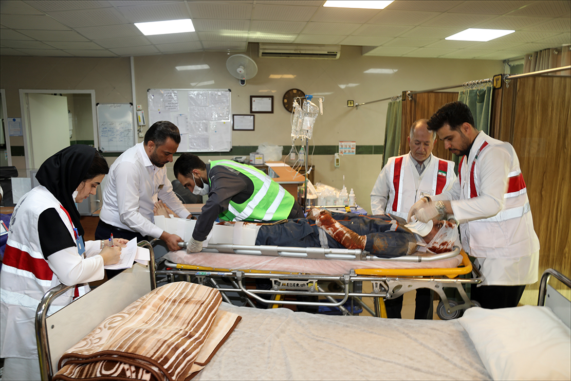 اجرای مانور " مواجهه با مصدومان انبوه" در بهداشت و درمان صنعت نفت فارس 30