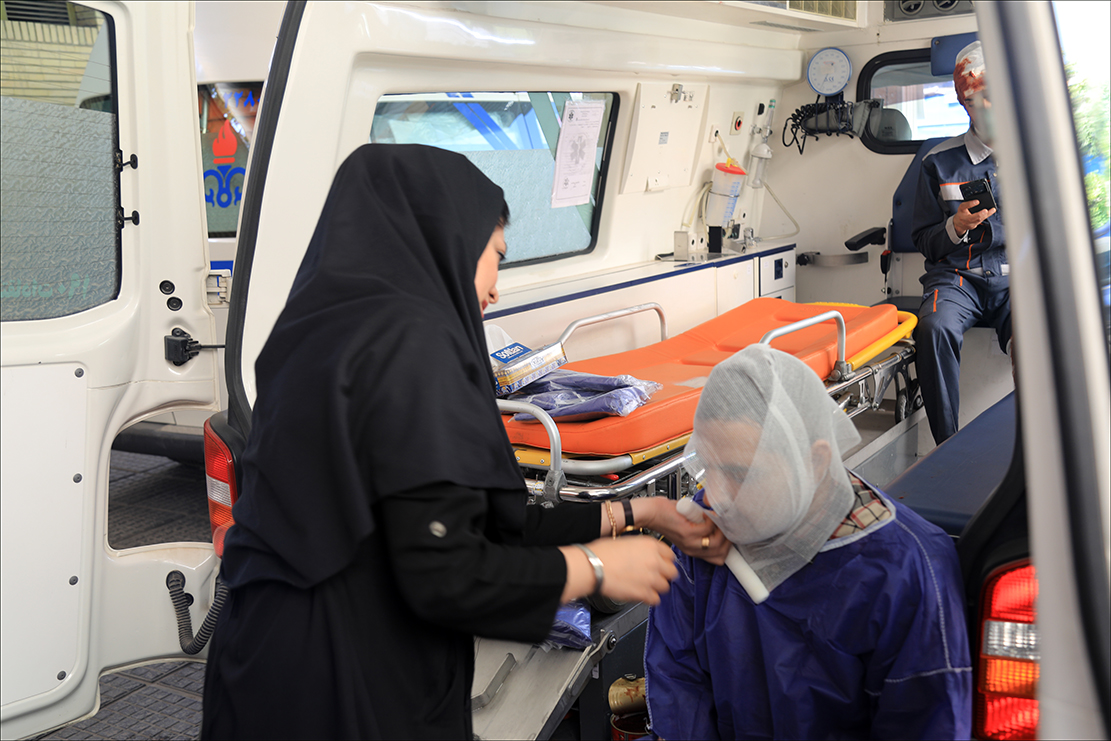 اجرای مانور " مواجهه با مصدومان انبوه" در بهداشت و درمان صنعت نفت فارس 33