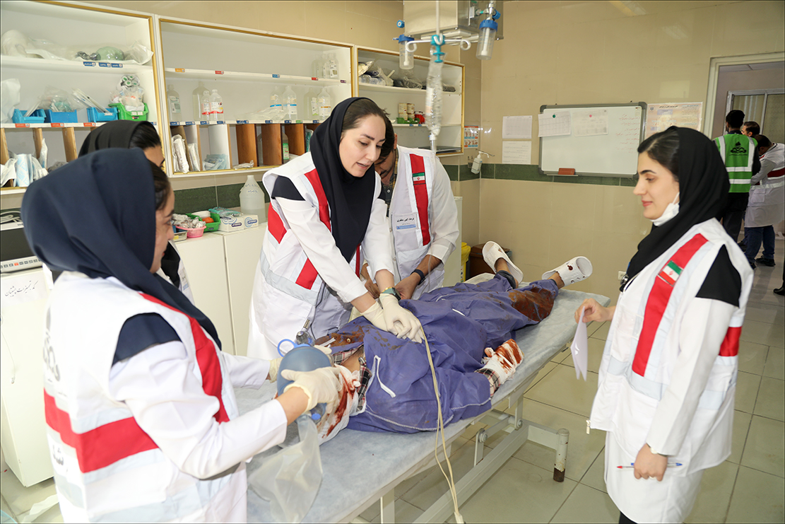 اجرای مانور " مواجهه با مصدومان انبوه" در بهداشت و درمان صنعت نفت فارس 34