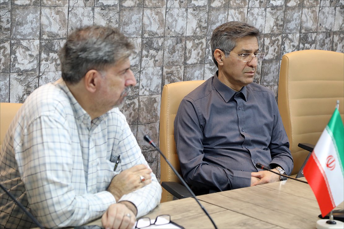 نشست دورمیزی پس از اجرای مانور مواجهه با بحران در بهداشت و درمان صنعت نفت فارس 5