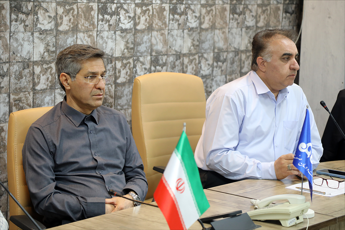 نشست دورمیزی پس از اجرای مانور مواجهه با بحران در بهداشت و درمان صنعت نفت فارس 6