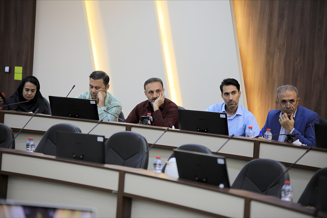 برگزاری نشست مشترک کمیته بحران و مدیران صنعت نفت فارس  19