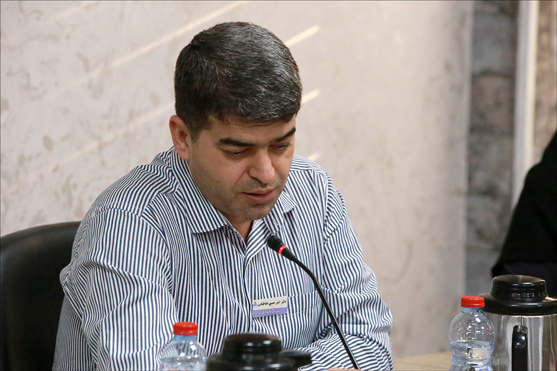 رییس بهداشت و درمان صنعت نفت فارس با مدیران خود به گفتگو نشست 8