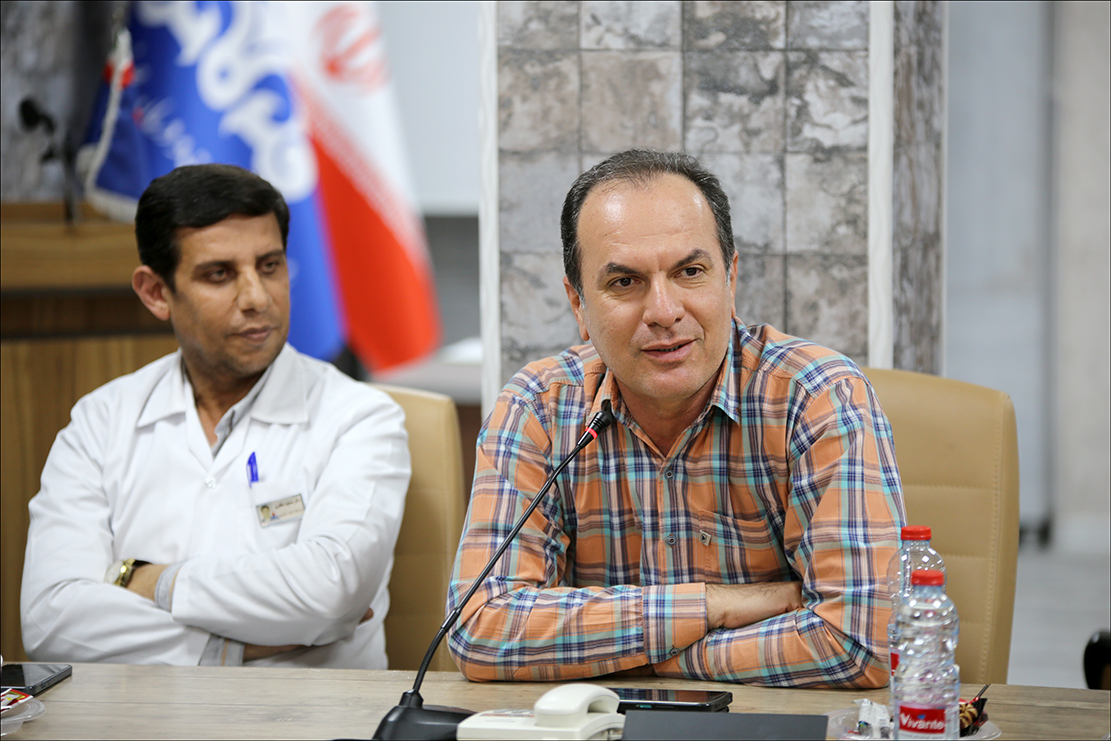 رییس بهداشت و درمان صنعت نفت فارس با مدیران خود به گفتگو نشست 17