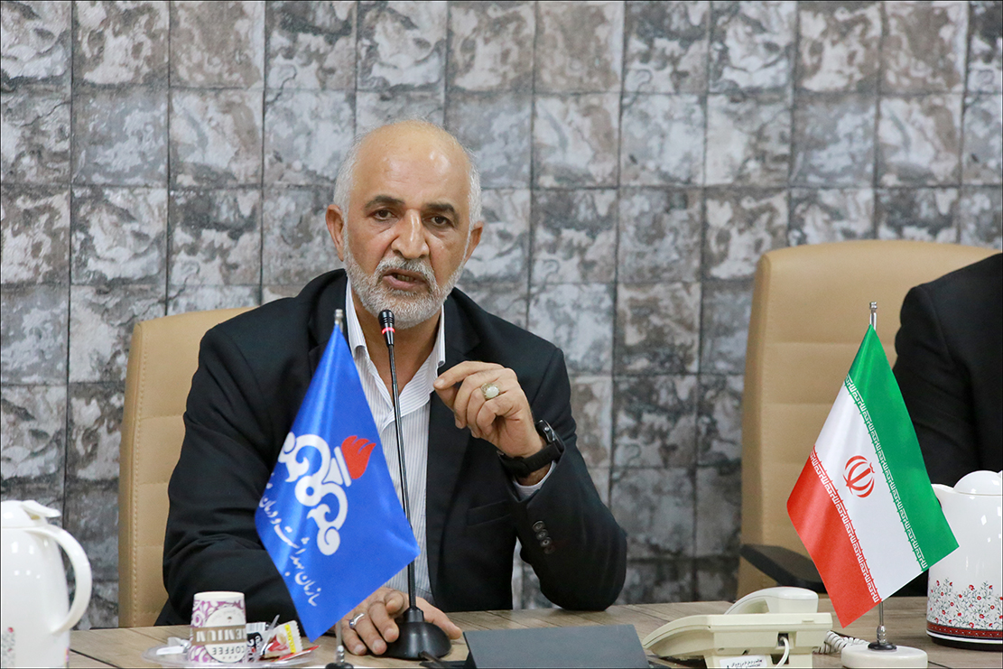 رییس بهداشت و درمان صنعت نفت فارس با مدیران خود به گفتگو نشست 34