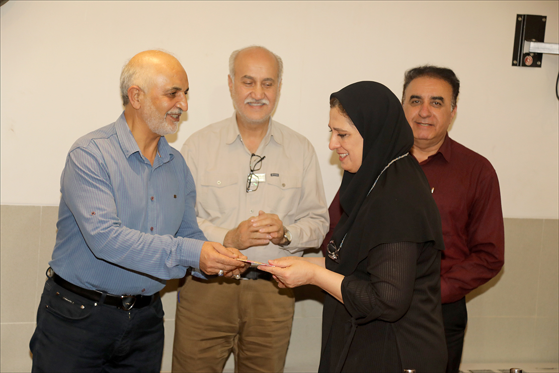 عطر غذاهای خانگی در بهداشت و درمان صنعت نفت فارس پیچید 12