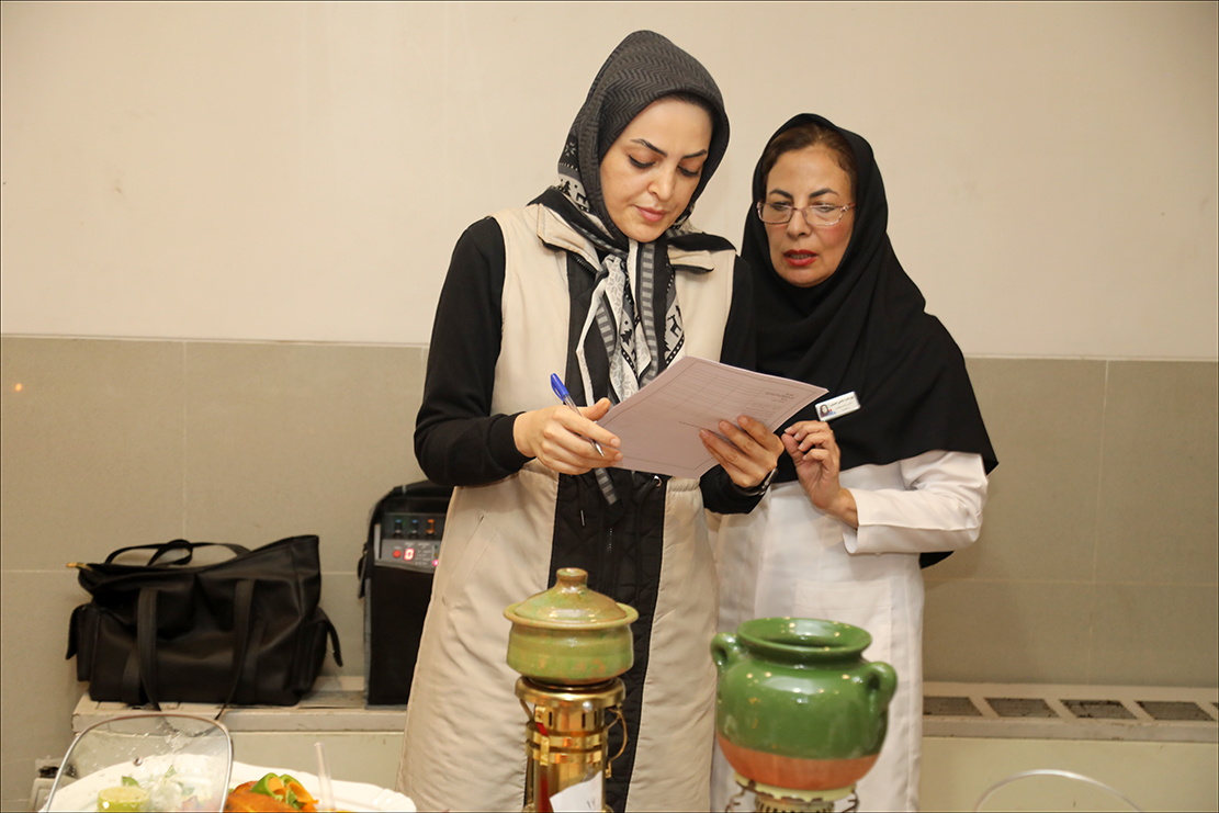 عطر غذاهای خانگی در بهداشت و درمان صنعت نفت فارس پیچید 49