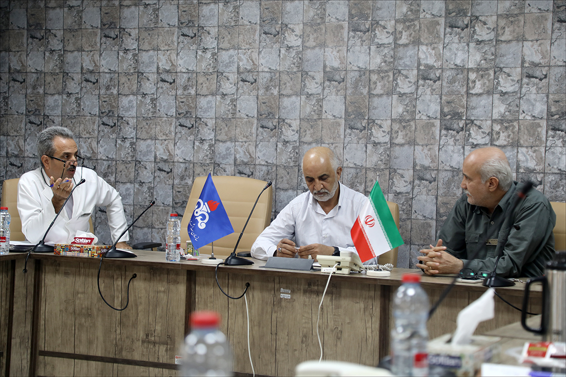 رییس بهداشت و درمان صنعت نفت فارس پای درد و دل پرستاران نشست 8