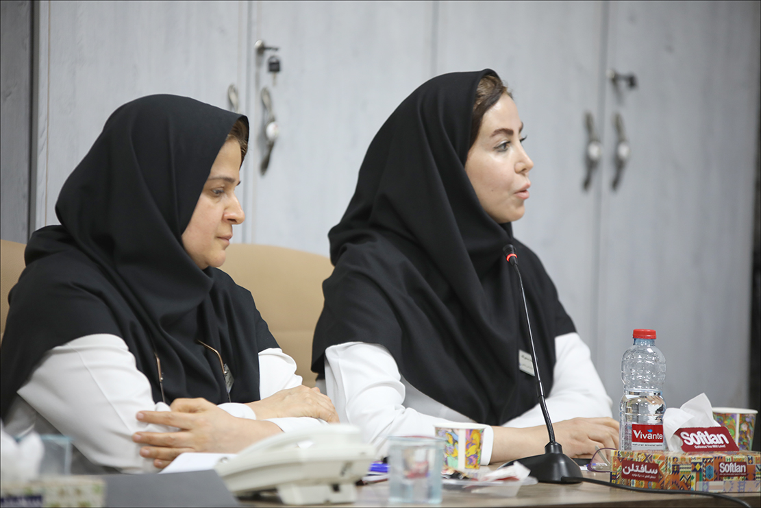 رییس بهداشت و درمان صنعت نفت فارس پای درد و دل پرستاران نشست 18