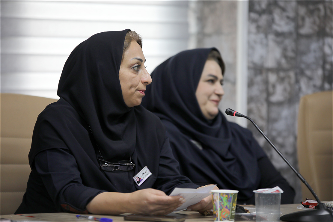 رییس بهداشت و درمان صنعت نفت فارس پای درد و دل پرستاران نشست 21