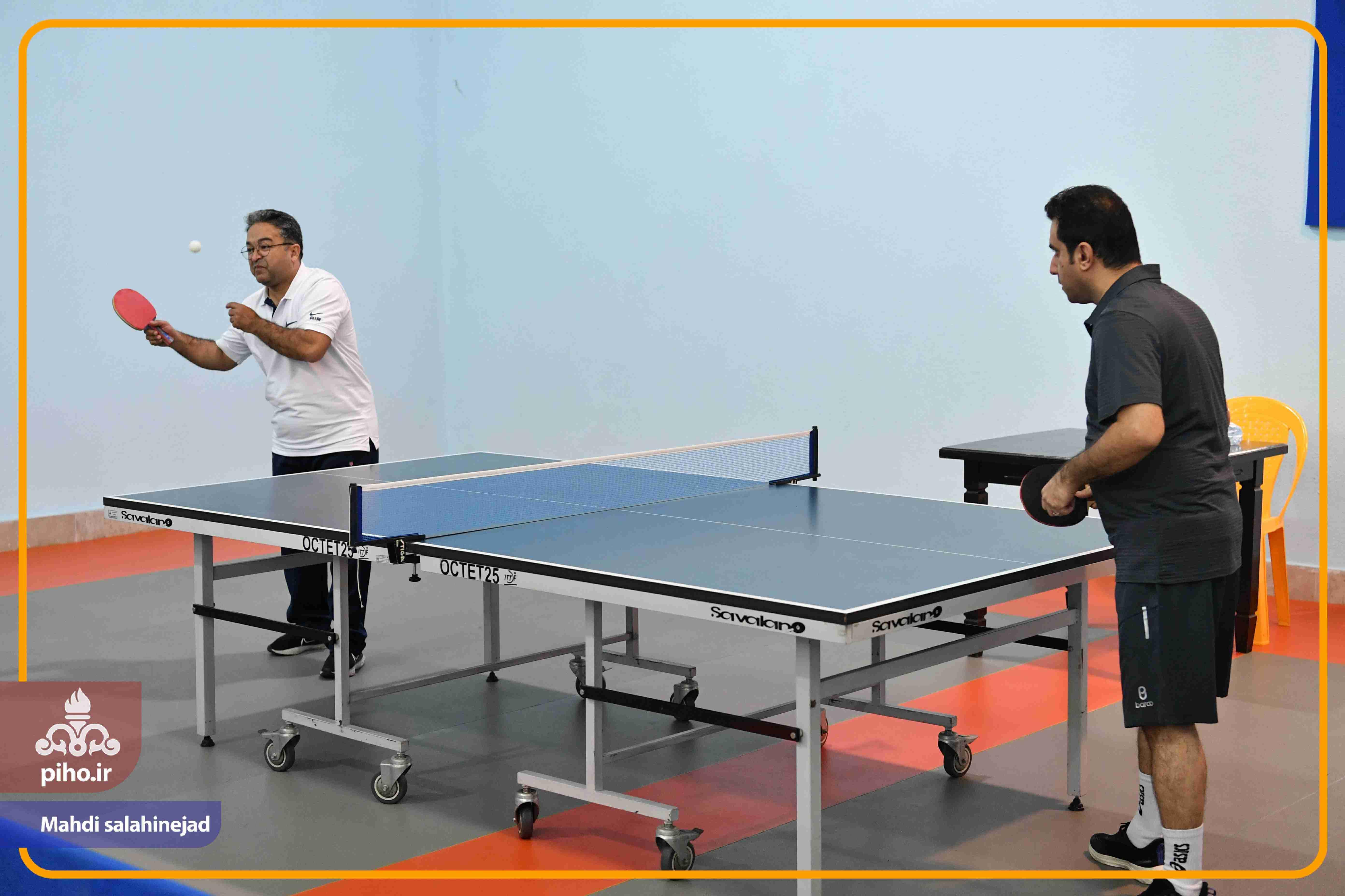 مسابقات ورزشی آقایان آذر 5