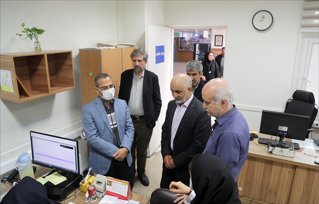 مسئولان معاونت بهداشتی وزارت بهداشت از بهداشت و درمان صنعت نفت فارس بازدید کردند 10