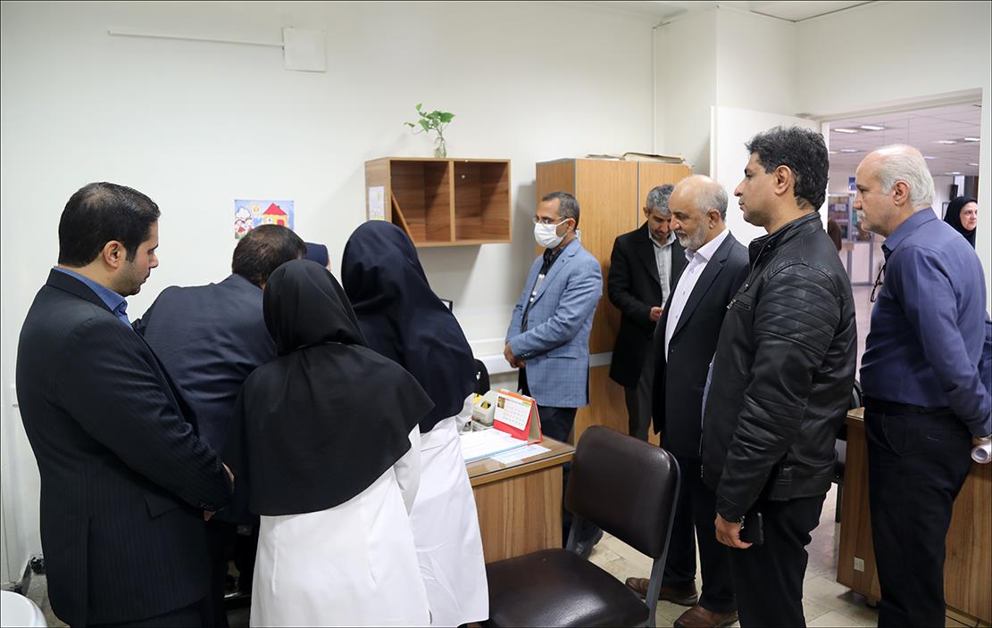 مسئولان معاونت بهداشتی وزارت بهداشت از بهداشت و درمان صنعت نفت فارس بازدید کردند 13