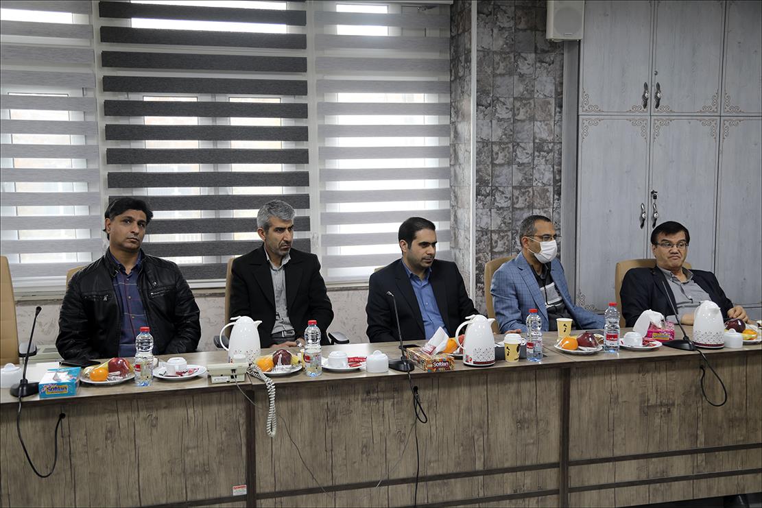 مسئولان معاونت بهداشتی وزارت بهداشت از بهداشت و درمان صنعت نفت فارس بازدید کردند 17