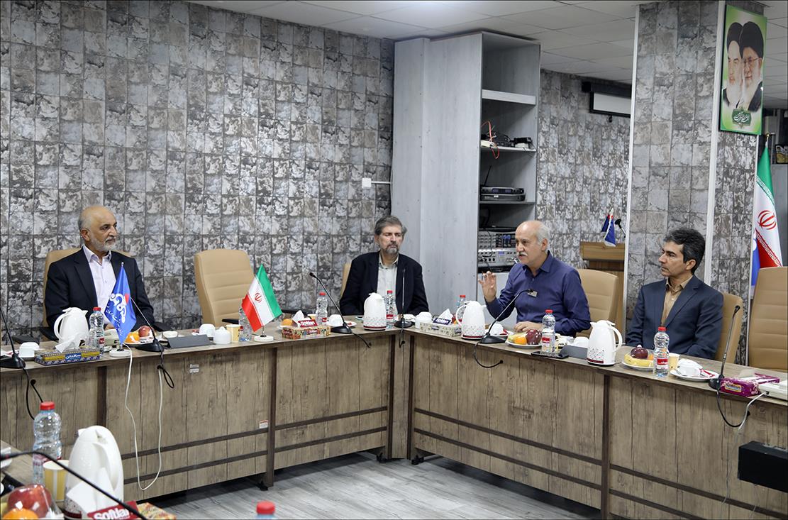 مسئولان معاونت بهداشتی وزارت بهداشت از بهداشت و درمان صنعت نفت فارس بازدید کردند 21