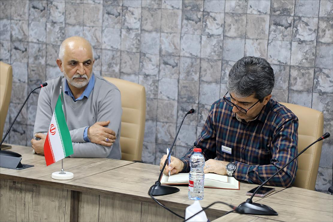 نشست رییس بهداشت و درمان صنعت نفت فارس و واحد امور مالی 10