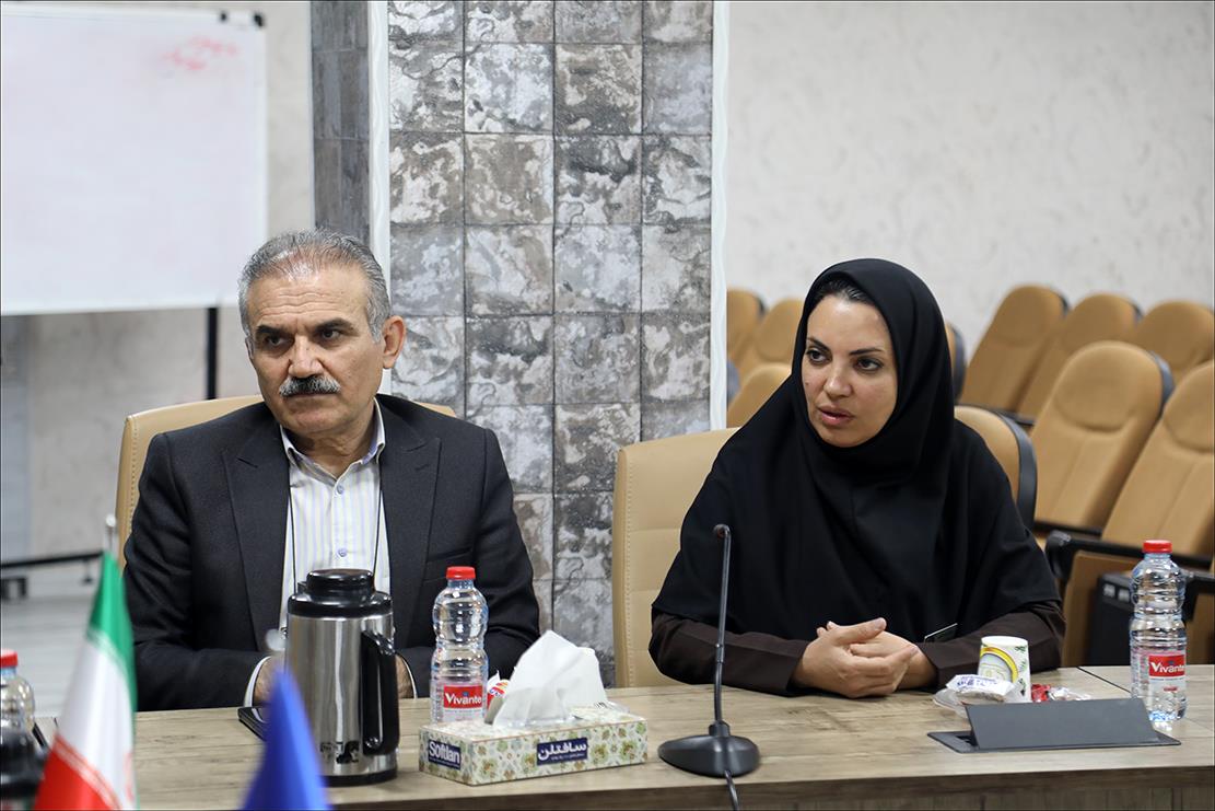 نشست رییس بهداشت و درمان صنعت نفت فارس و واحد امور مالی 11