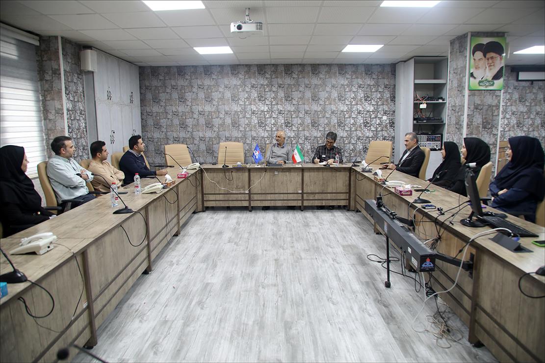 نشست رییس بهداشت و درمان صنعت نفت فارس و واحد امور مالی 17