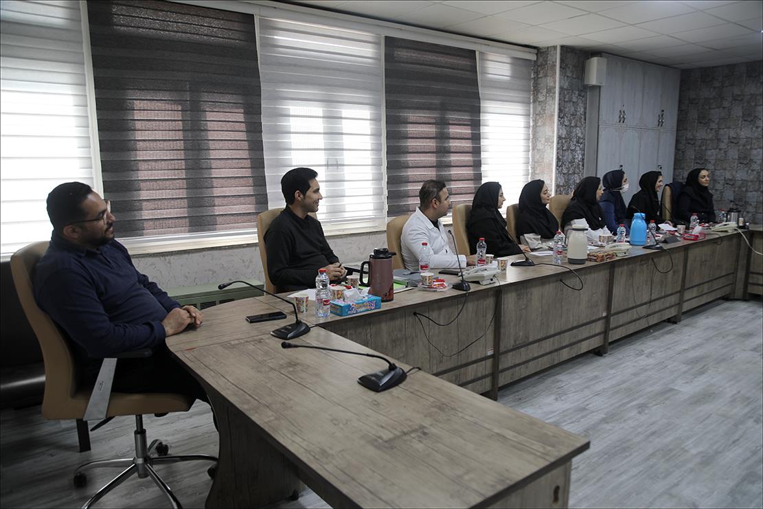 نشست ریاست با پرسنل خدمات دارویی 18