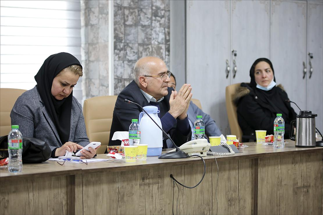 نشست هم اندیشی و بررسی دغدغه ها و برنامه ریزی های آتی بخش دندانپزشکی صورت پذیرفت  16