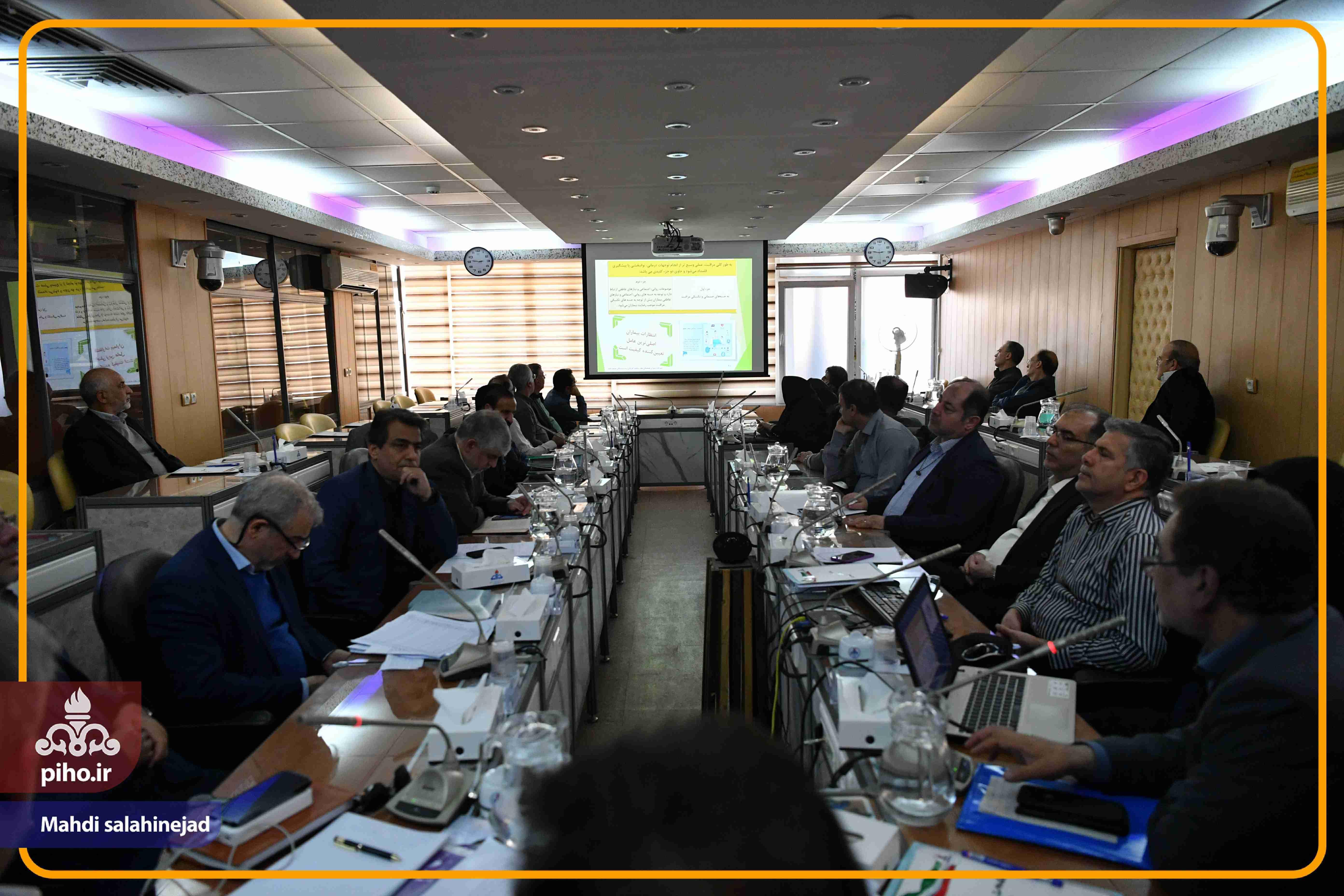 برگزاری اولین هم‌اندیشی مدیرعامل سازمان با رؤسای مناطق 5