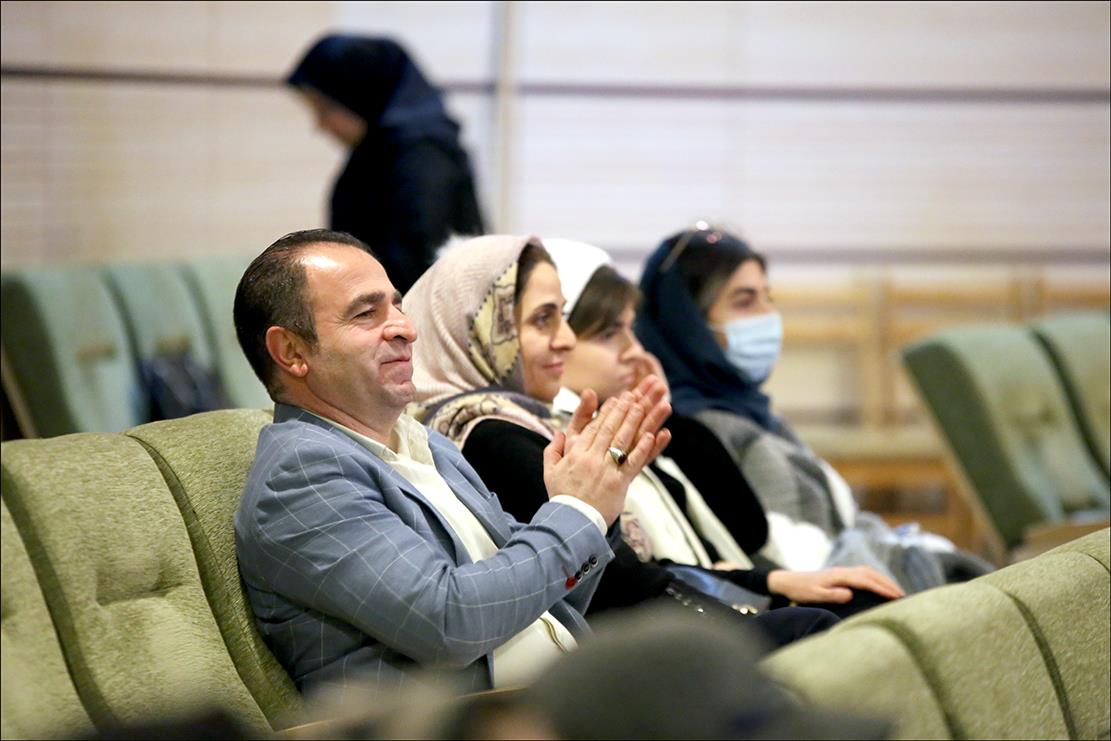 برگزاری جشن پیروزی انقلاب اسلامی در بهداشت و درمان صنعت نفت فارس 1