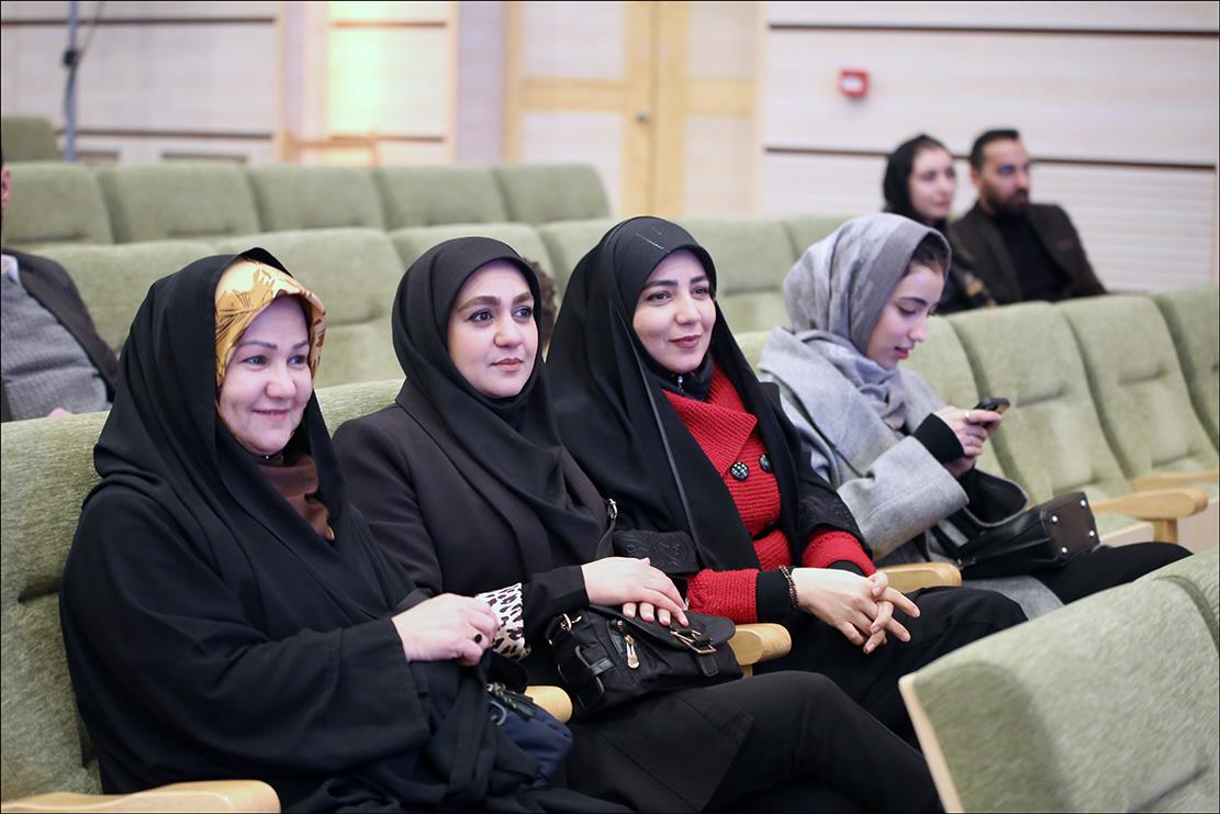 برگزاری جشن پیروزی انقلاب اسلامی در بهداشت و درمان صنعت نفت فارس 8