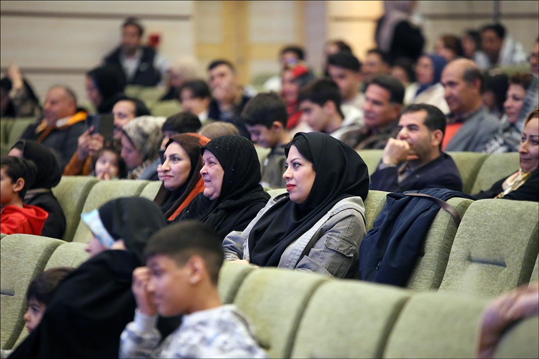 برگزاری جشن پیروزی انقلاب اسلامی در بهداشت و درمان صنعت نفت فارس 9