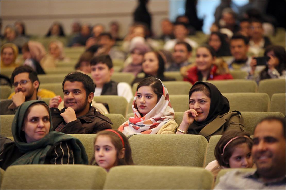 برگزاری جشن پیروزی انقلاب اسلامی در بهداشت و درمان صنعت نفت فارس 12