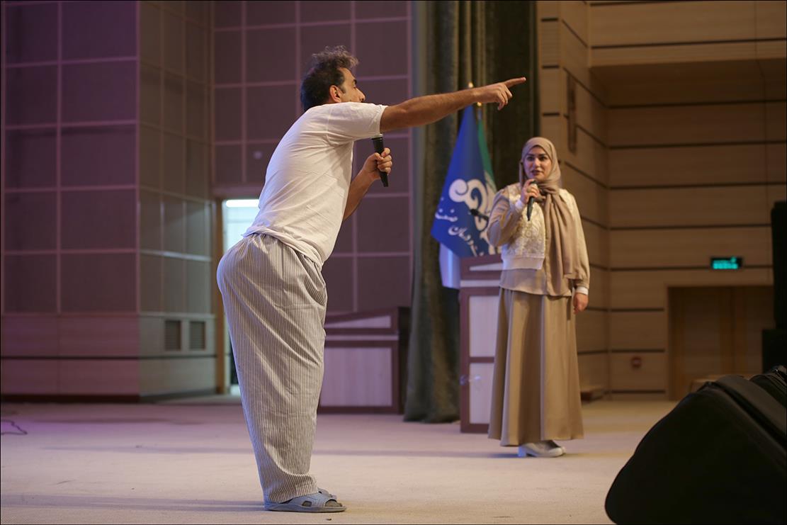 برگزاری جشن پیروزی انقلاب اسلامی در بهداشت و درمان صنعت نفت فارس 14