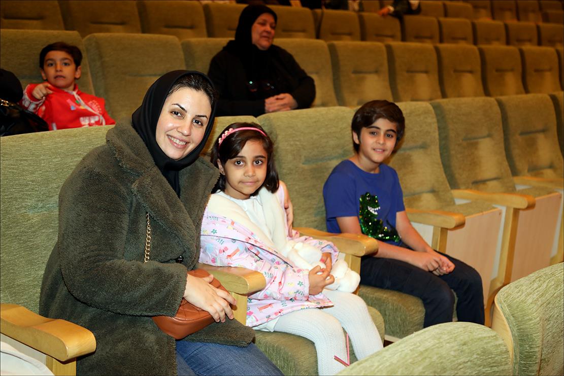 برگزاری جشن پیروزی انقلاب اسلامی در بهداشت و درمان صنعت نفت فارس 22