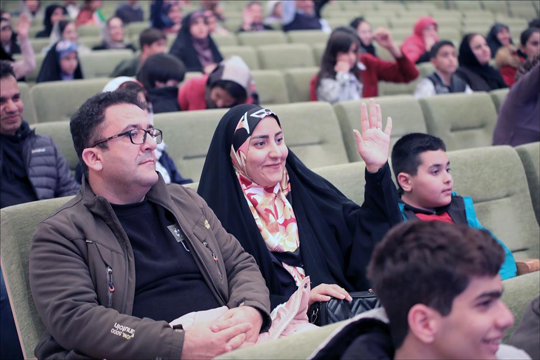 برگزاری جشن پیروزی انقلاب اسلامی در بهداشت و درمان صنعت نفت فارس 41