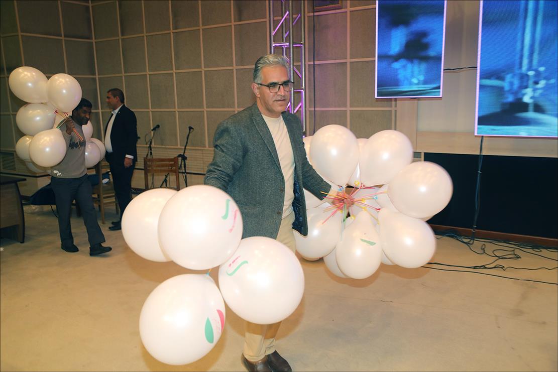 برگزاری جشن پیروزی انقلاب اسلامی در بهداشت و درمان صنعت نفت فارس 44