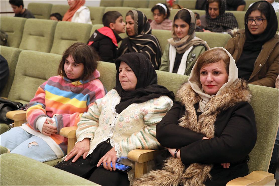 برگزاری جشن پیروزی انقلاب اسلامی در بهداشت و درمان صنعت نفت فارس 57