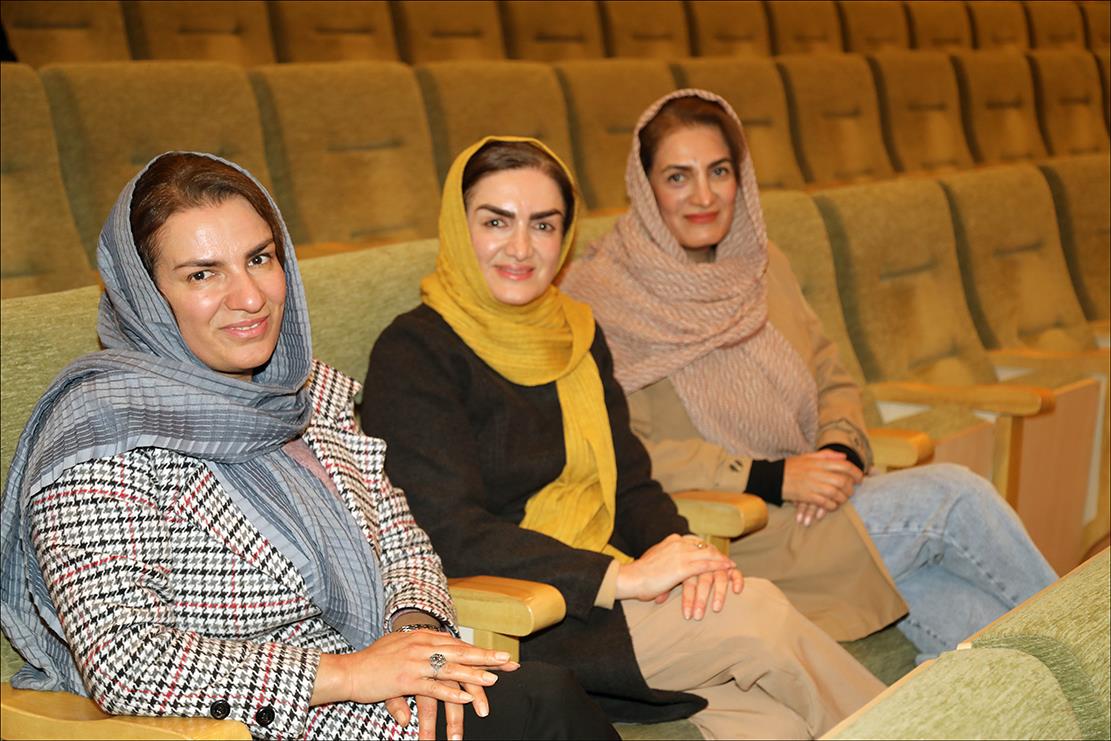 برگزاری جشن پیروزی انقلاب اسلامی در بهداشت و درمان صنعت نفت فارس 66