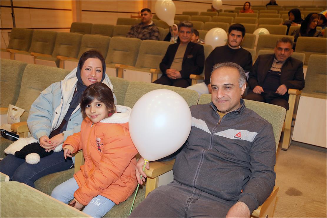 برگزاری جشن پیروزی انقلاب اسلامی در بهداشت و درمان صنعت نفت فارس 104