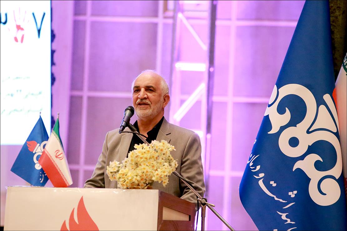 برگزاری جشن پیروزی انقلاب اسلامی در بهداشت و درمان صنعت نفت فارس 106