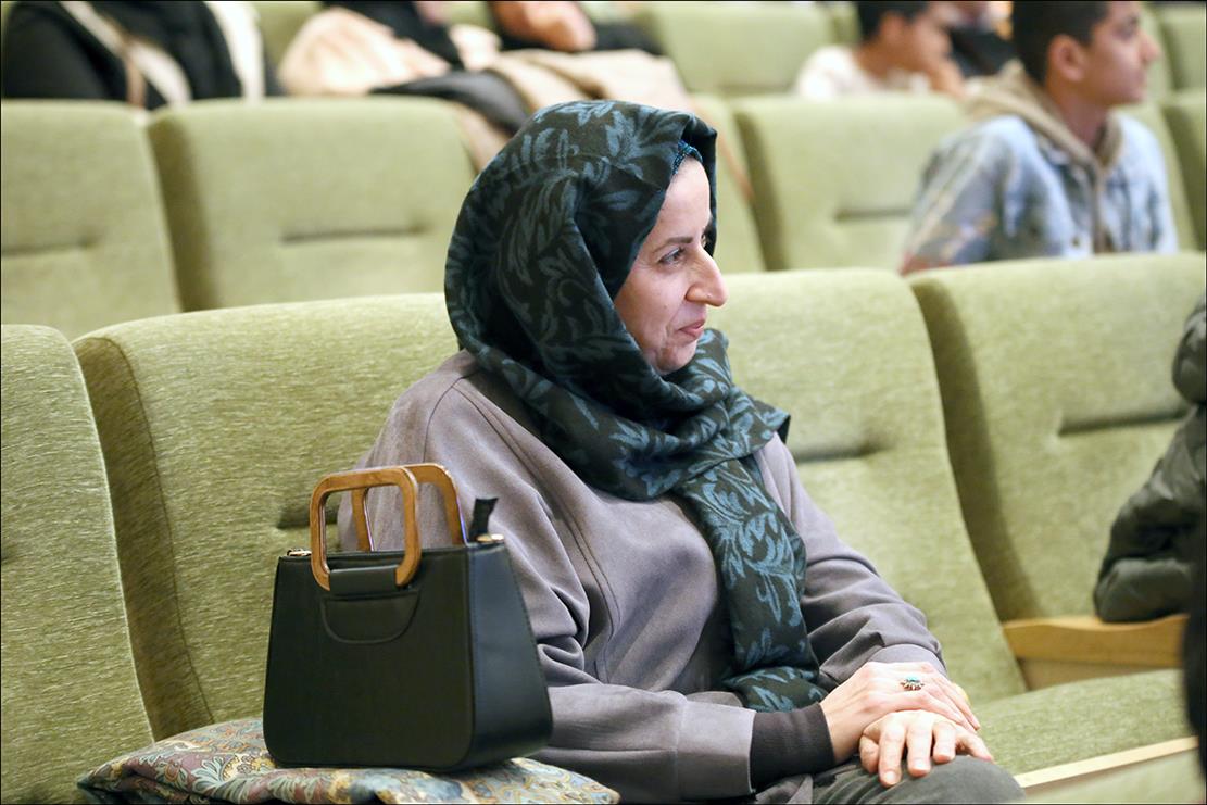 برگزاری جشن پیروزی انقلاب اسلامی در بهداشت و درمان صنعت نفت فارس 114