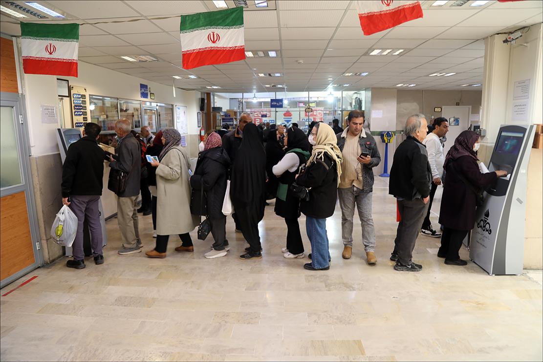 آغاز به کار دستگاه های نوبت دهی الکترونیکی در بهداشت و درمان صنعت نفت فارس/ منطقه فارس پایلوت نوبت دهی الکترونیکی شد 5