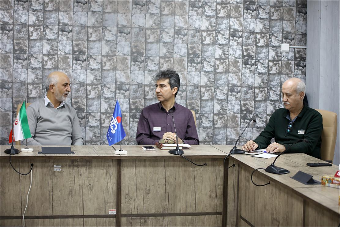 بارش افکار در نشست رییس بهداشت و درمان صنعت نفت فارس و پرسنل رادیولوژی 6