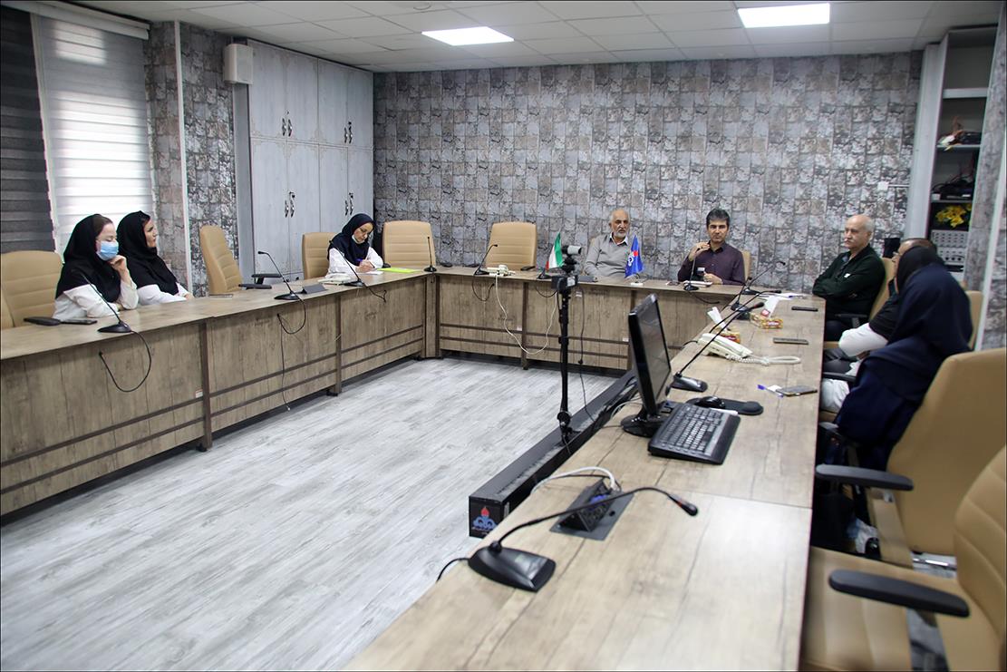 بارش افکار در نشست رییس بهداشت و درمان صنعت نفت فارس و پرسنل رادیولوژی 10