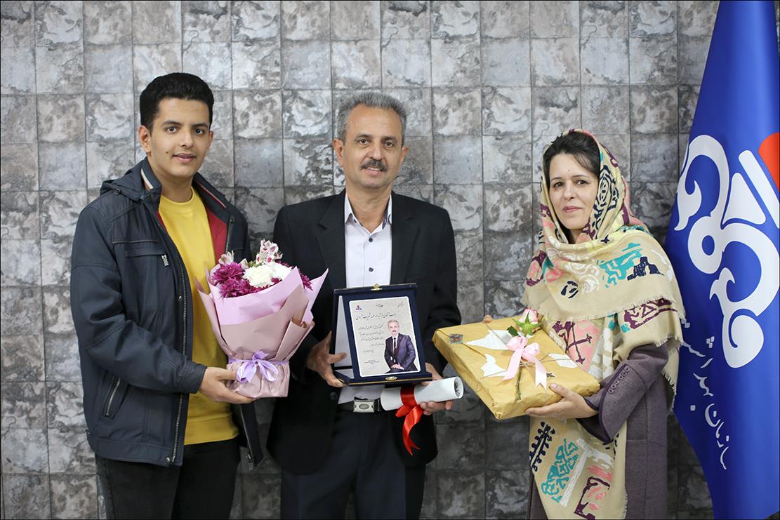 تجلیل از پرستاران نمونه بهداشت و درمان صنعت نفت فارس/ رییس سابق خدمات پرستاری منطقه فارس تکریم شد 5