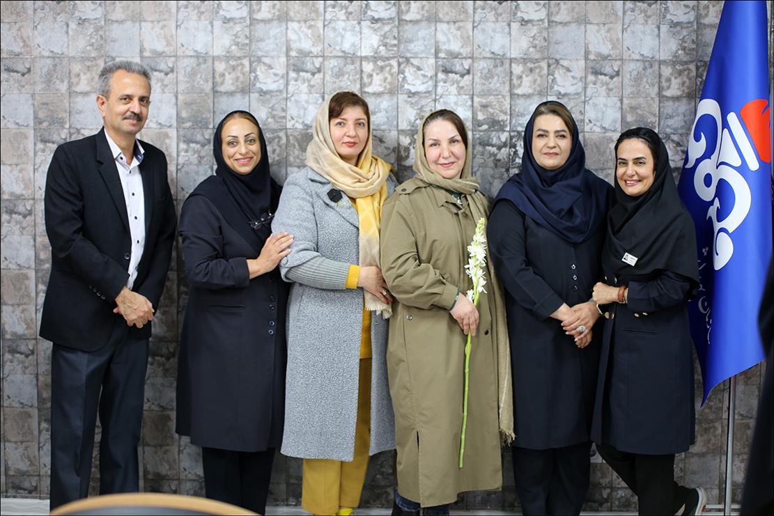 تجلیل از پرستاران نمونه بهداشت و درمان صنعت نفت فارس/ رییس سابق خدمات پرستاری منطقه فارس تکریم شد 6